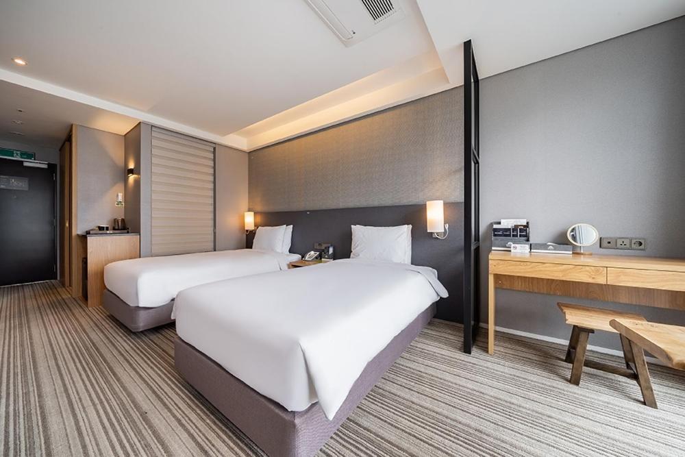 Island Hotel Пусан Екстер'єр фото